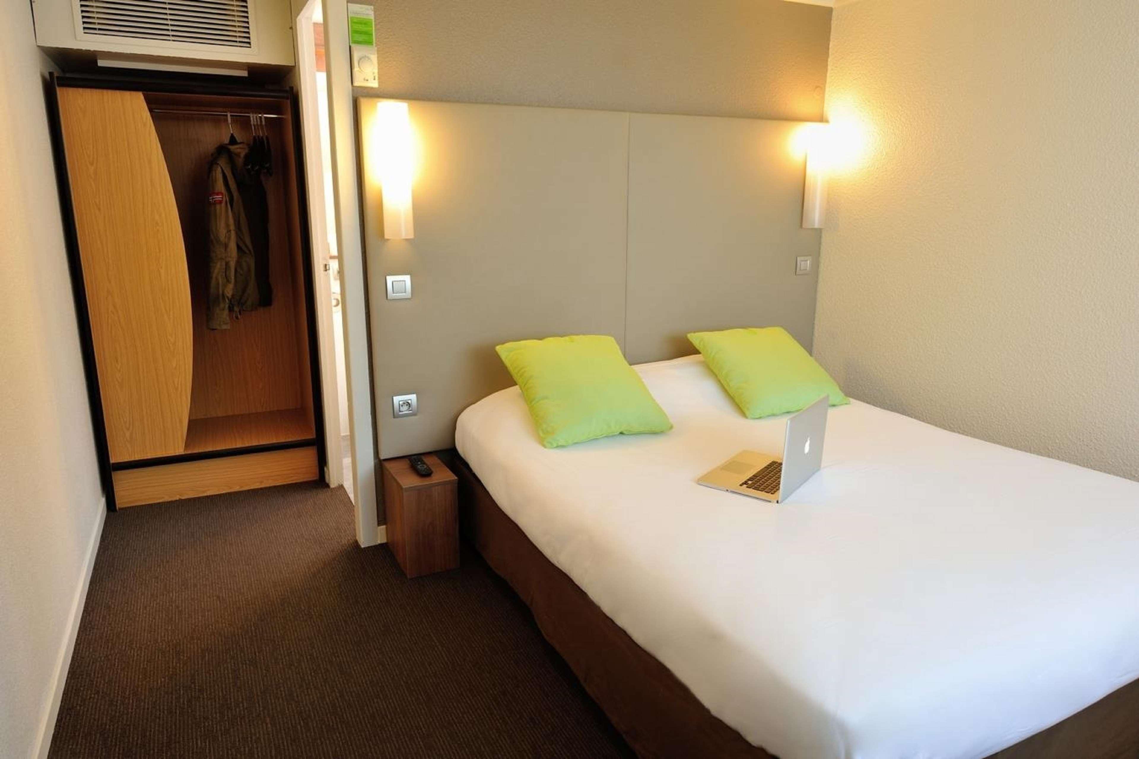 Hotel Campanile Marseille Saint Antoine Esterno foto
