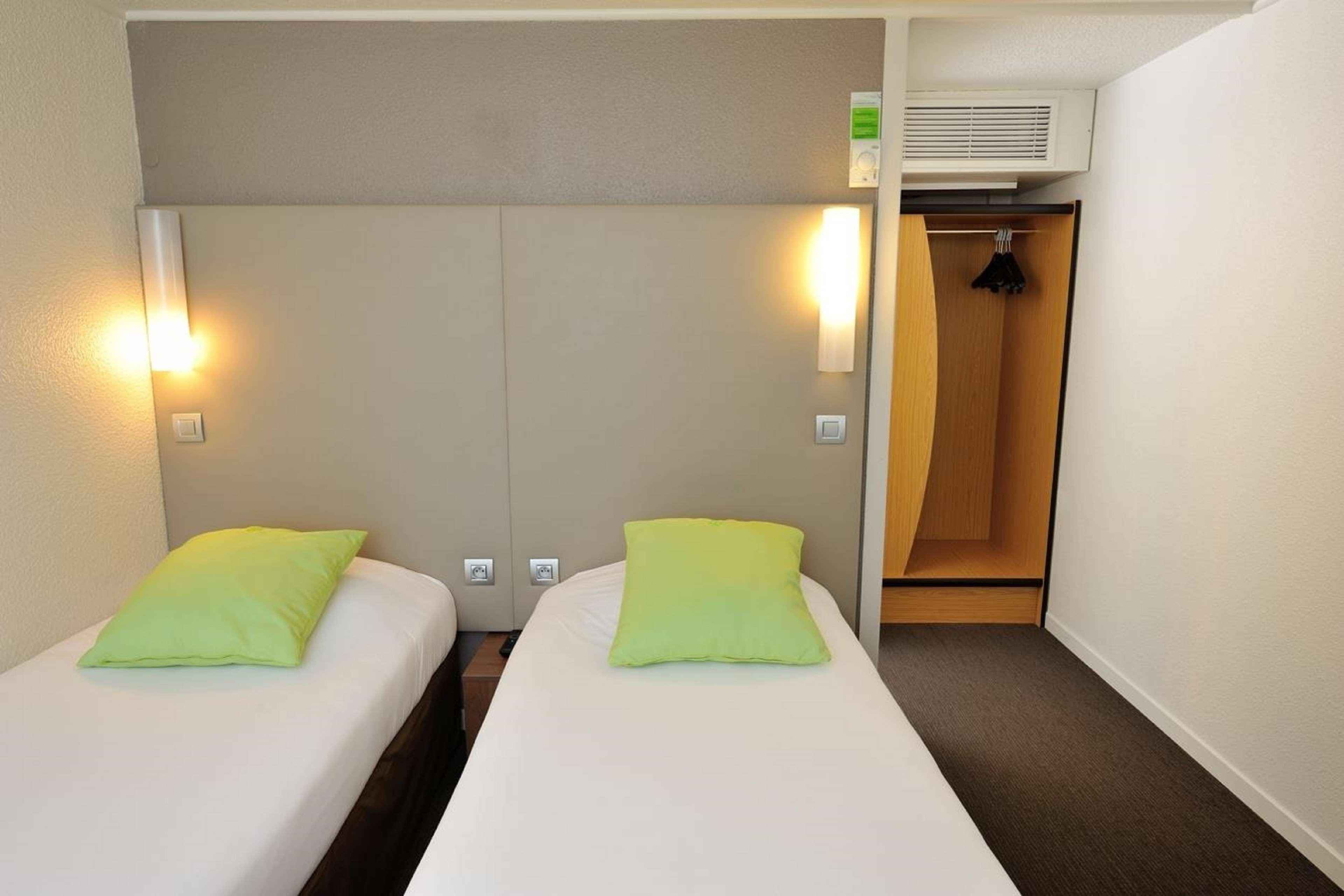 Hotel Campanile Marseille Saint Antoine Esterno foto