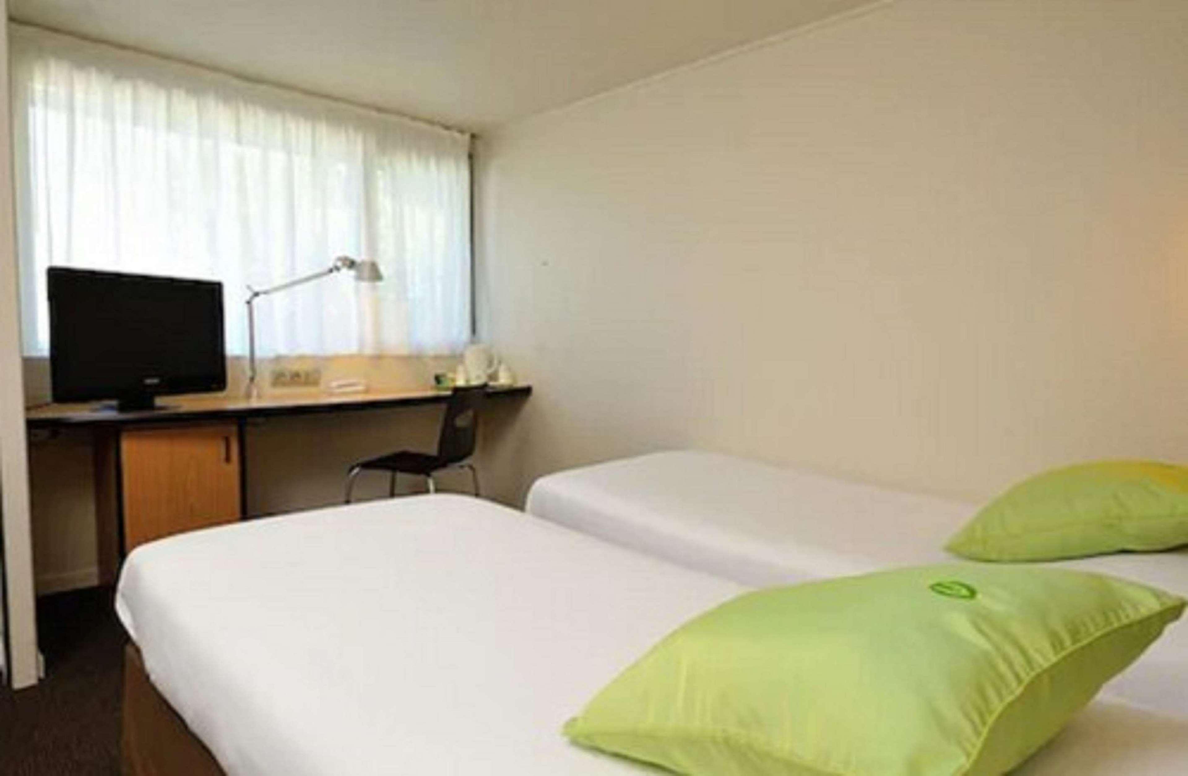 Hotel Campanile Marseille Saint Antoine Esterno foto
