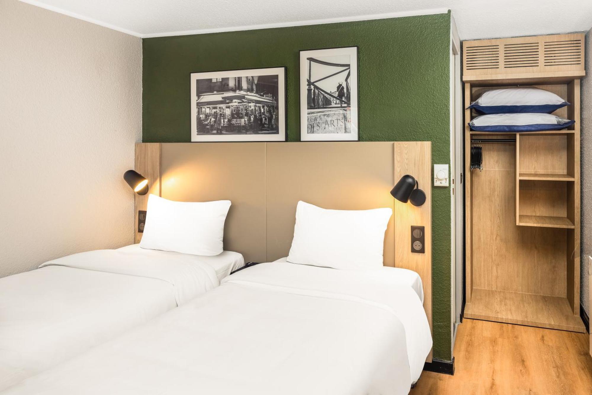 Hotel Campanile Marseille Saint Antoine Esterno foto